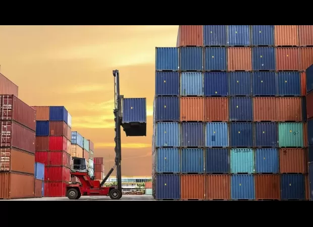 MP govt to grant 10-year license renewal for industries & trade, says CM Chouhan.