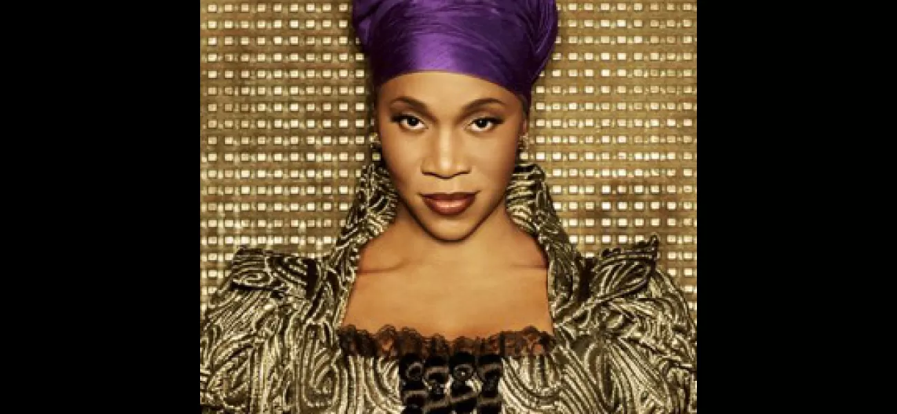 India Arie critiques Megan Thee Stallion's twerk-filled performance at the Essence Festival.