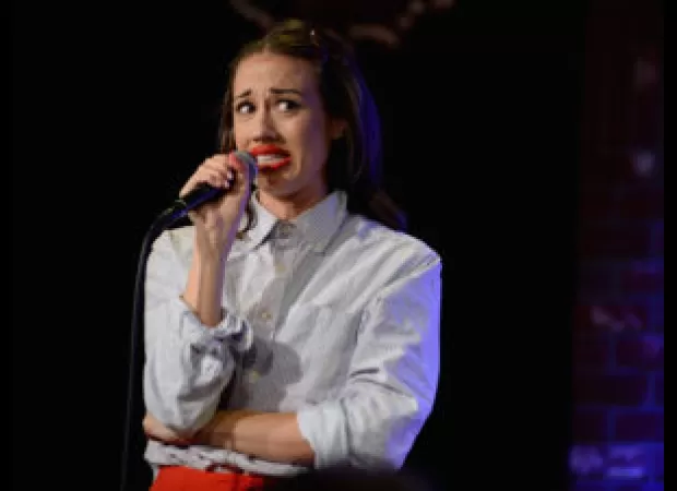 Colleen Ballinger criticized for wearing blackface while performing Beyonce's 