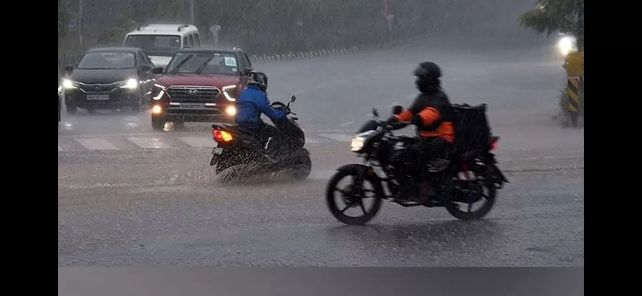 4 dead in Dakshina Kannada, India due to heavy rain; 3 drowned, 1 electrocuted.