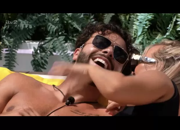 Viewers outraged when Jess used her own hair to clean Sammy's teeth on Love Island.