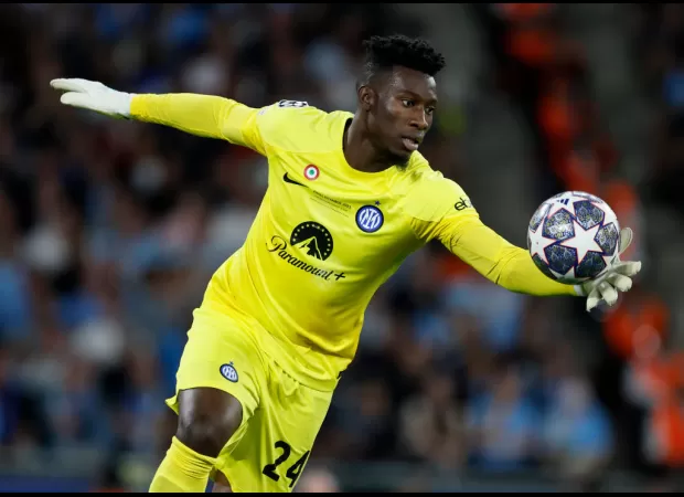 Rasmus wants to join Man U if Ajax's deal for Onana is finalized.