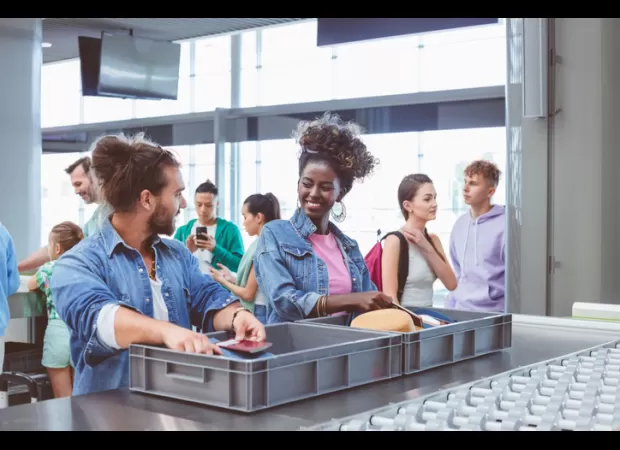 Can you bring your own food/drinks on summer holiday flights? Check rules for Easyjet, Ryanair, TUI, and Jet2.