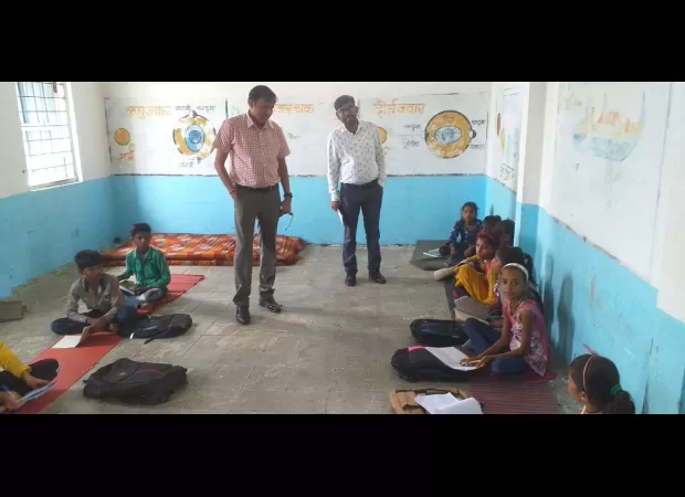 Dist. Panchayat CEO in Madhya Pradesh conducted surprise inspections of schools to assess quality of education.