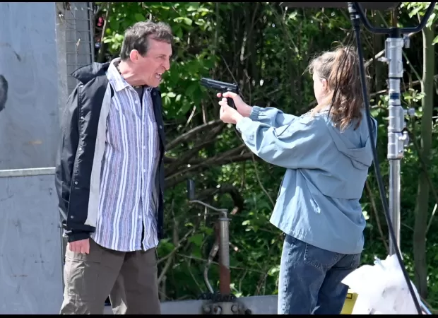 Spider and Toyah face off in a terrifying shooting in the Coronation Street finale.