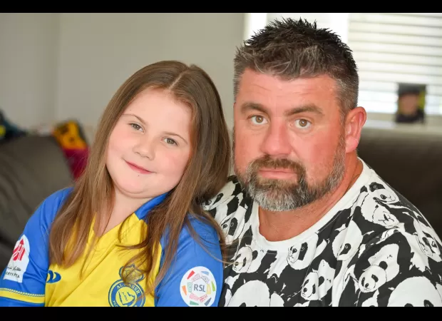 Dad gives teachers penalty for going on strike after he got fined for taking kids on holiday.