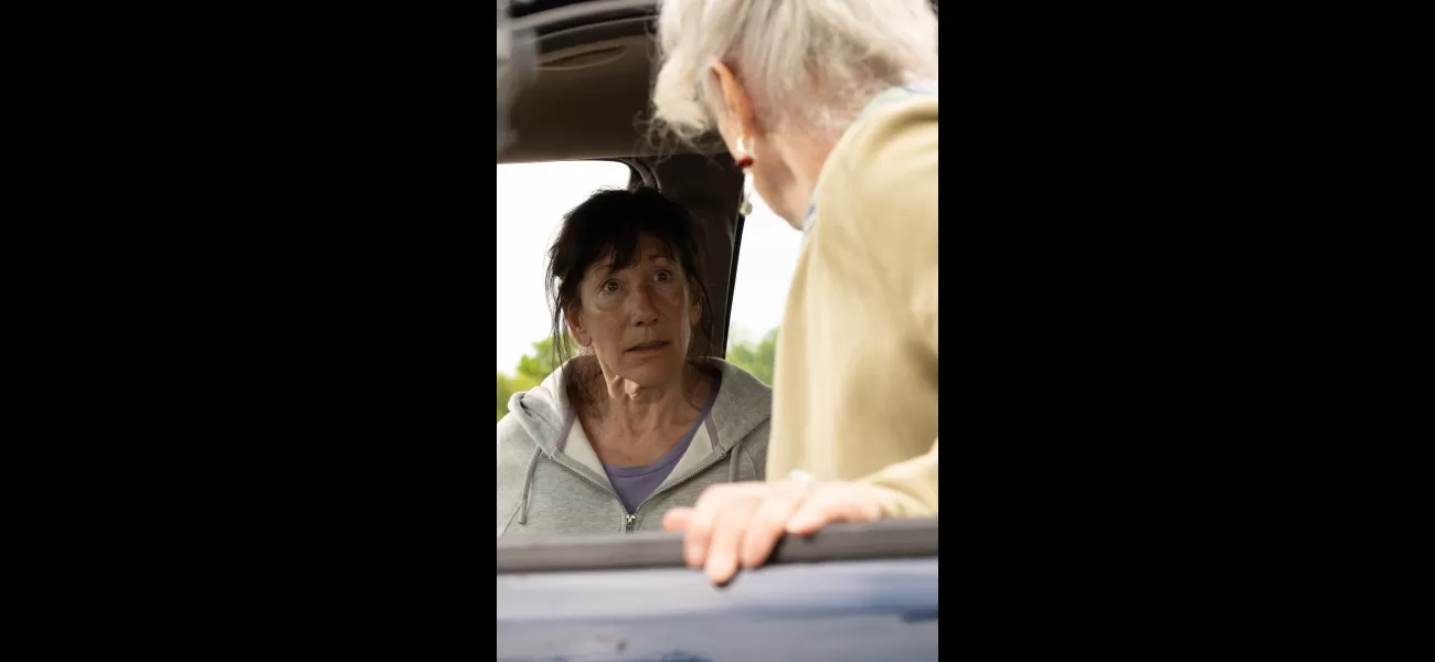 Villain returns to Emmerdale and is staying in her car.
