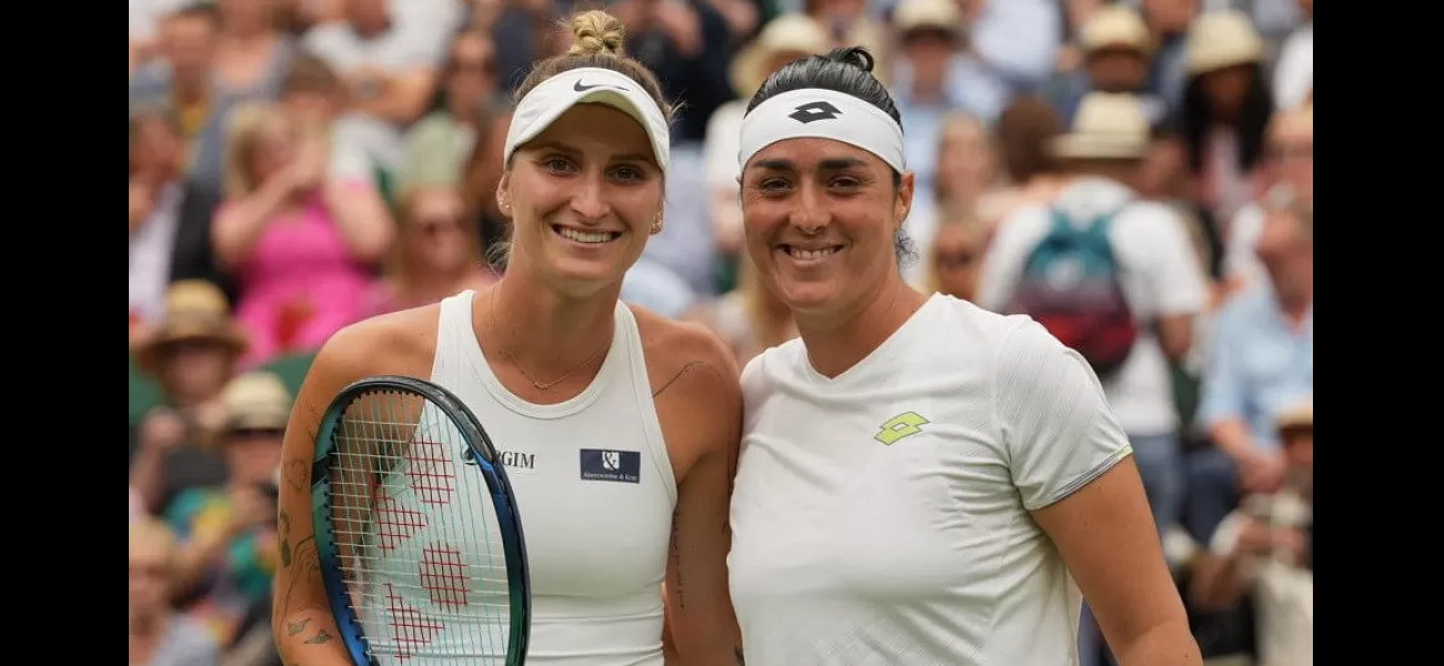 Marketa Vondrousova wins first set 6-4 in Wimbledon 2023 Women's Final vs Ons Jabeur.