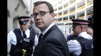 Andy Coulson, ex-director of communications for No.10, jailed for phone hacking, is now advising Huw Edwards' family on their media interests.

Andy Coulson, ex-No.10 comms chief jailed for phone hacking, now advises Huw Edwards' family on media matters.