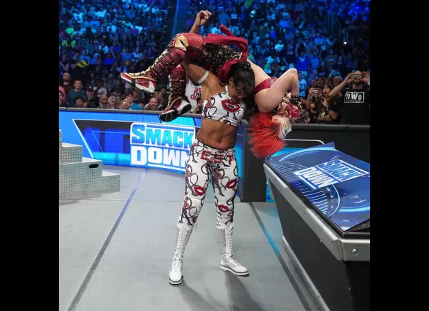 Jey Uso delivers a huge Superkick to Paul Heyman and proclaims himself the new leader of SmackDown.