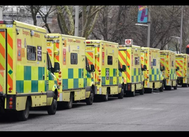 NHS waiting lists rise despite Govt's promise to reduce them.