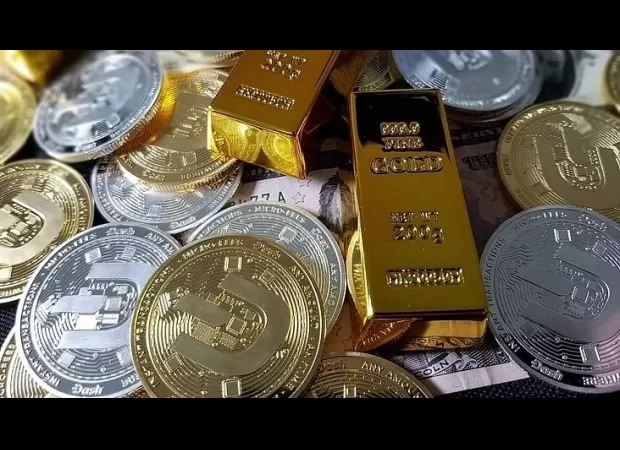 Gold & silver prices down on 7/17; check prices in major cities in India.