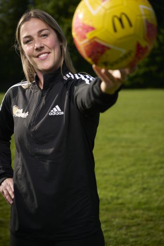 Mary Earps staying positive as England aim for Women's World Cup success.