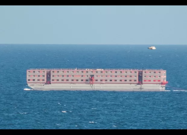 Small boats bill to become law after gov't defeats final opposition.