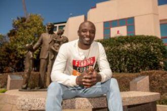 Santonio Holmes uses his own trials to inspire others to triumph over Sickle Cell Disease and advocate for those living with it.