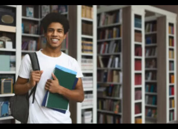 Scholaroo helps African American students find scholarships to fund their studies.