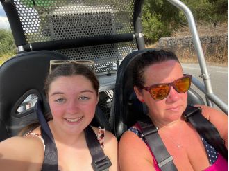 Tourists warned that people shouldn't stay in the sun for more than 5 mins during Europe's heatwave.