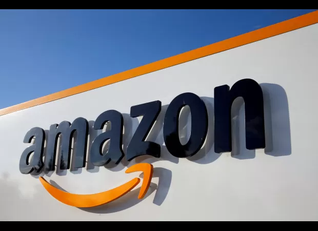 Customers will be able to pay for groceries by scanning their hand.