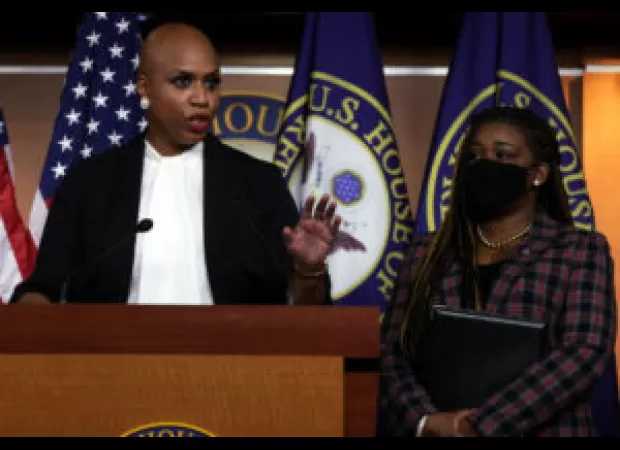 Congresswomen Bush and Pressley have introduced a bill to protect Black people from police violence during crises.