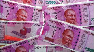 Investors in Madhya Pradesh unable to get money back from Sahara India despite government initiative.