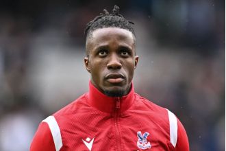 Chelsea make £39m bid for Michael Olise, but Manchester City also interested.