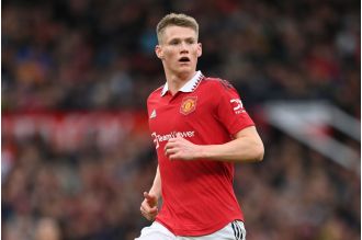 Manchester Utd set high asking price for McTominay after West Ham interest.