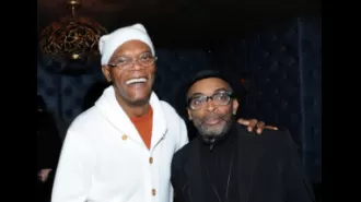 Samuel L. Jackson reflects on his short-lived feud with Spike Lee due to a low salary offer.