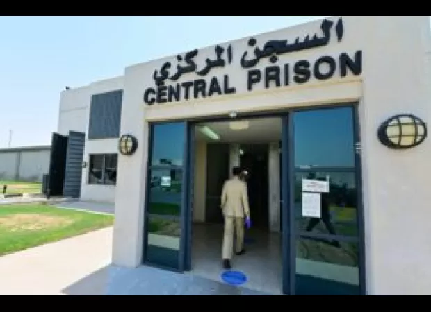 Influencer may have been tricked by criminals targeting tourists in Dubai, leading to detainment for 