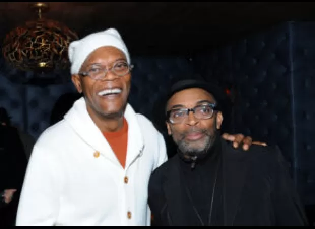 Samuel L. Jackson reflects on his short-lived feud with Spike Lee due to a low salary offer.