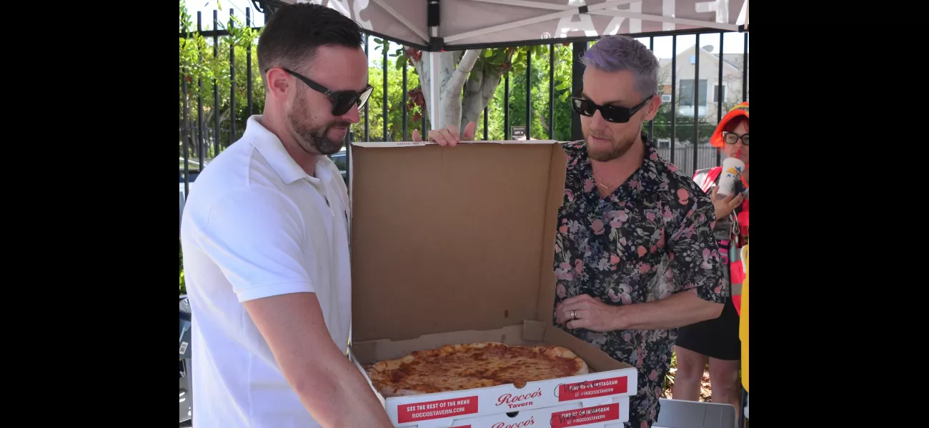 Lance Bass shows solidarity with SAG-AFTRA by bringing pizza to actors striking for better wages.