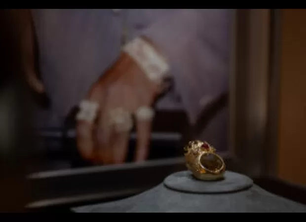 Drake spent over $1M on Tupac's crown ring, making it the most valuable hip-hop artifact.