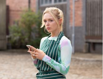 Lauren reveals something to Max that shocks him.