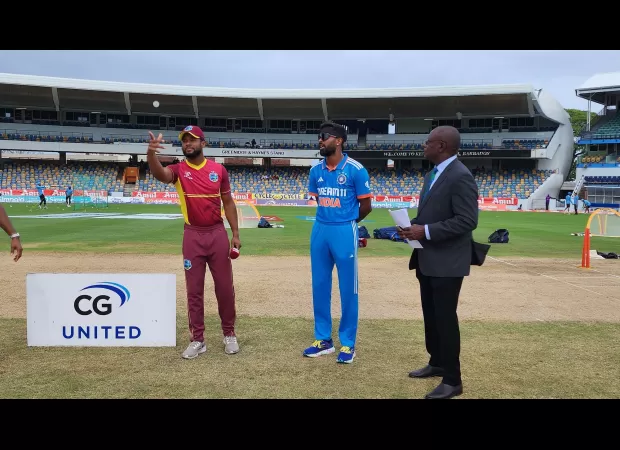 West Indies defeat India in 2nd ODI by 6 wkts, levelling the series 1-1 with Hope & Carty's help.