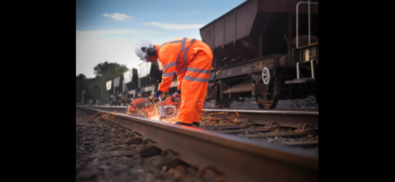 Plan ahead and check for train, tube, & motorway works before travelling in Aug 2023.