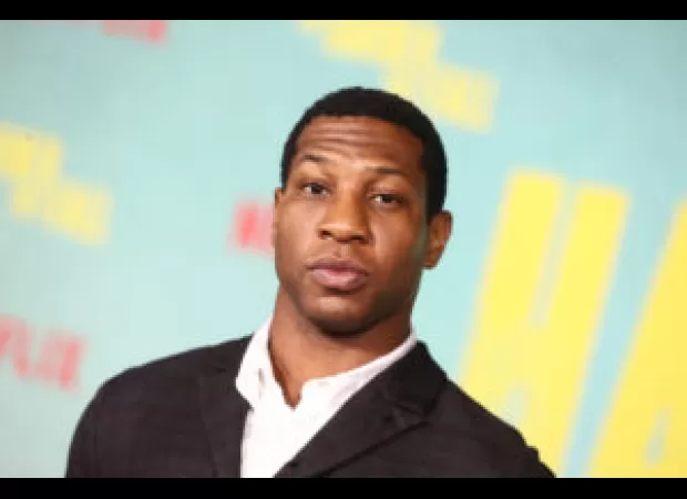 Jonathan Majors stars in the trailer for 'Loki' despite facing a domestic violence case.