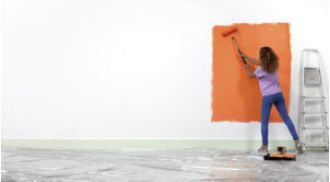 Nicole Gibbons aims to create a billion-dollar paint brand with her company, 'Clare'.