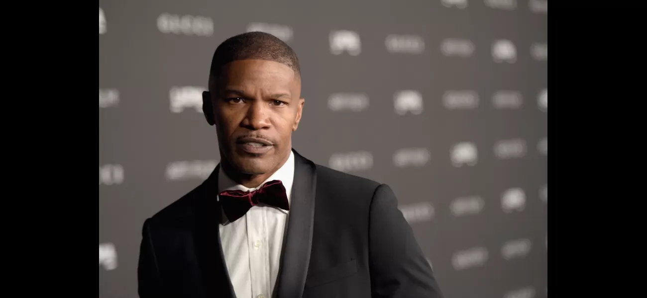 Jamie Foxx apologises to Jewish community for reportedly making antisemitic comments.