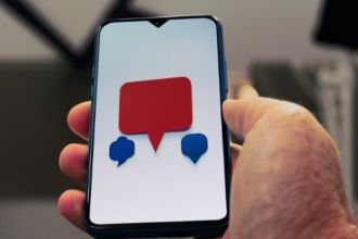 Find the top 10 sites to buy real TikTok comments instantly.