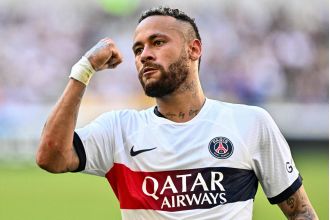 Neymar wants to leave PSG and go back to Barcelona.