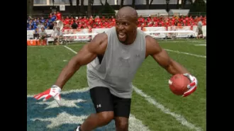 Terry Crews made only $150/wk in NFL, saying he'd make more at McDonald's.