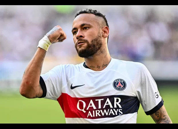 Neymar wants to leave PSG and go back to Barcelona.