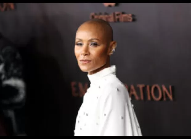 Jada Pinkett Smith celebrates her hair's return to its natural state.