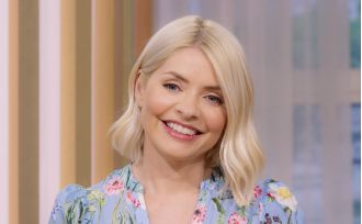 Holly Willoughby to get big pay raise as This Morning returns with set date.