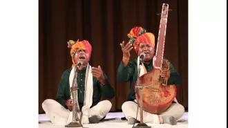 Kabir's couplets celebrated with lehengi dance in Bhopal under Sambhavna.