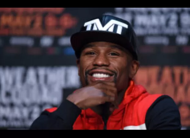 Floyd Mayweather donated to help 68 families affected by the wild fires in Maui.