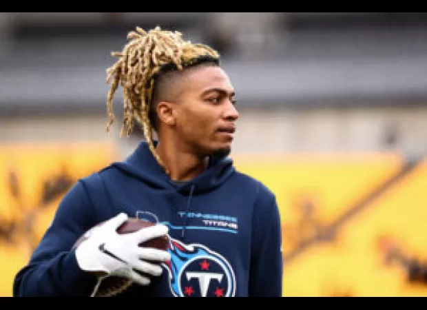 Former NFL player Buster Skrine arrested for allegedly committing bank fraud in Canada.