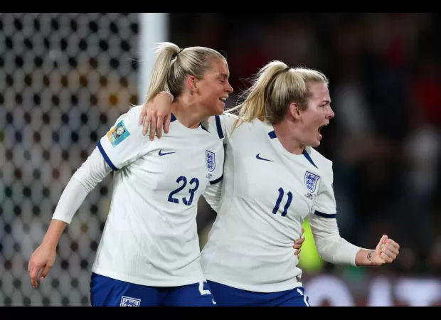 England come from behind to defeat Colombia and advance to the semi-finals of the Women's World Cup.