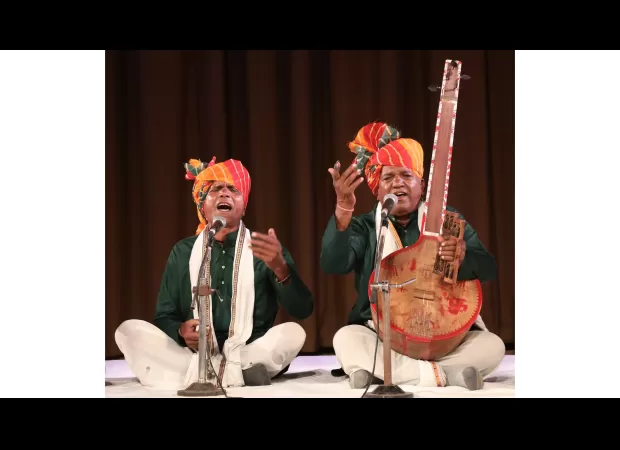 Kabir's couplets celebrated with lehengi dance in Bhopal under Sambhavna.