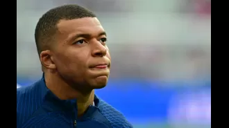 Kylian Mbappe back in PSG training after resolving issues in talks.