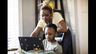 Parents set rules to keep kids safe online.